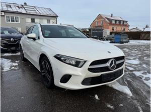 Mercedes-Benz A 250 PROGRESSIVE (224 PS) /AUTOMATIK/ALLWETTER/AHK/PDC/KLIMA/SHZ UVM.