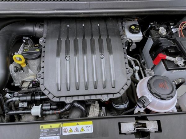 Volkswagen up! 1.0 MPI - MOVE UP! - SITZHZG LED KLIMA DAB+