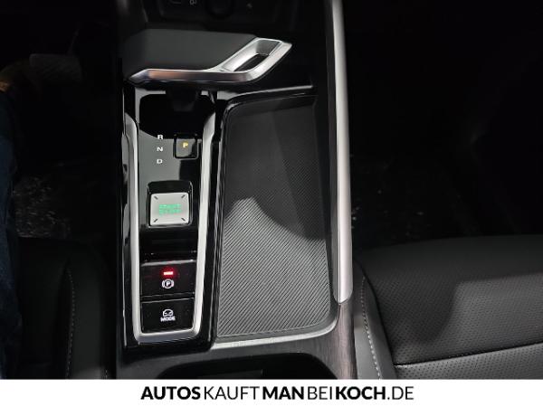 MG ZS HEV LUX Black MY25.5