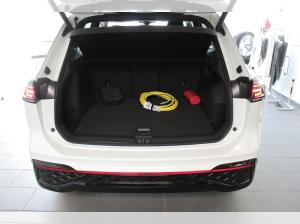 Volkswagen Tiguan 1.5 TSI DSG eHybrid R-Line Volkswagen Tiguan 1.5 TSI DSG eHybrid R-Line