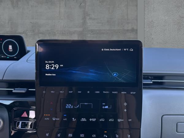 Hyundai STARIA HEV 7-Sitzer 1.6 T-GDI Signature + Pano >Sofort verfügbar<