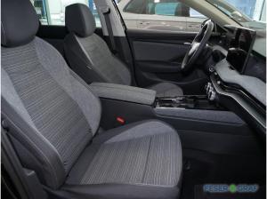 Skoda Superb Selection 2,0 TDI DSG - RFK, LED, NAVI