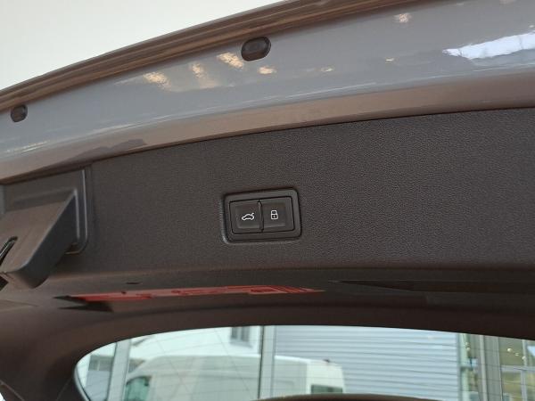 Audi Q4 e-tron 45, AHK, LED, DAB, Navi