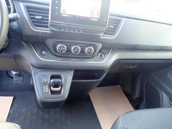 Renault Trafic Pkw Evolution Blue dCi 150 Automatik MY25