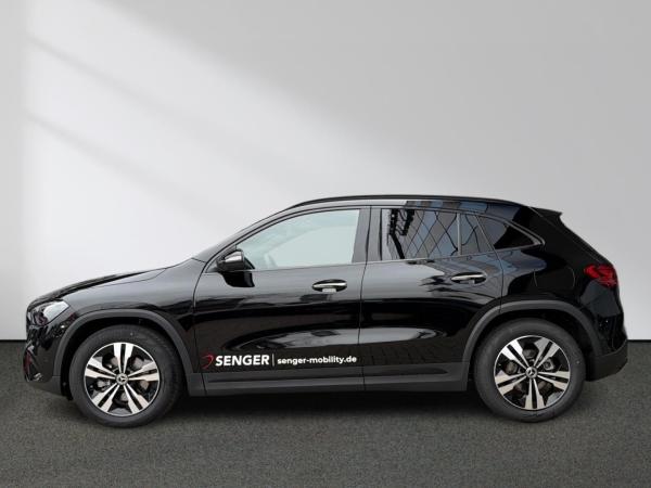 Mercedes-Benz GLA 180 d Progressive Distronic Panorama 360°-K.