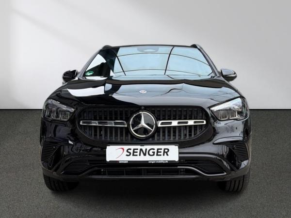 Mercedes-Benz GLA 180 d Progressive Distronic Panorama 360°-K.