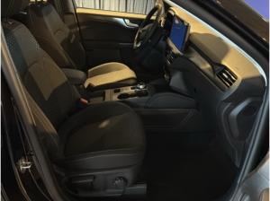 Ford Kuga TITANIUM FHEV NAVI / AHK / GJR / WINTER-PAKET