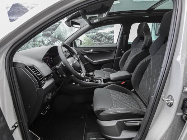 Skoda Karoq Sportline 1.5 TSI DSG AHK Navi Pano Kamera
