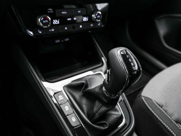 Skoda Fabia Balance 1.0 TSI DSG Navi ACC Anschlussgarantie