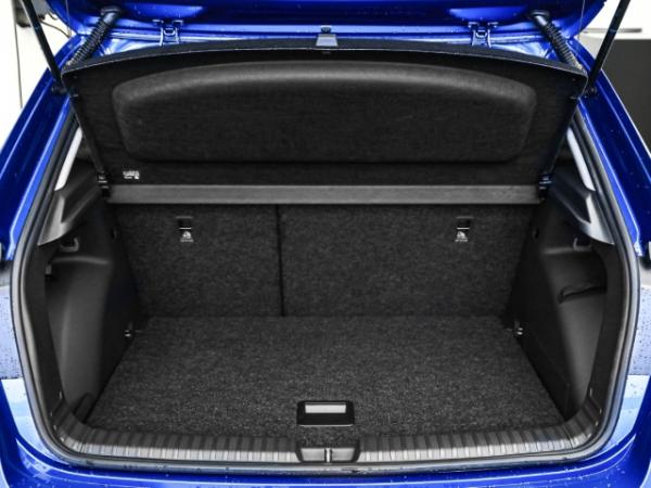 Skoda Fabia Balance 1.0 TSI DSG Navi ACC Anschlussgarantie