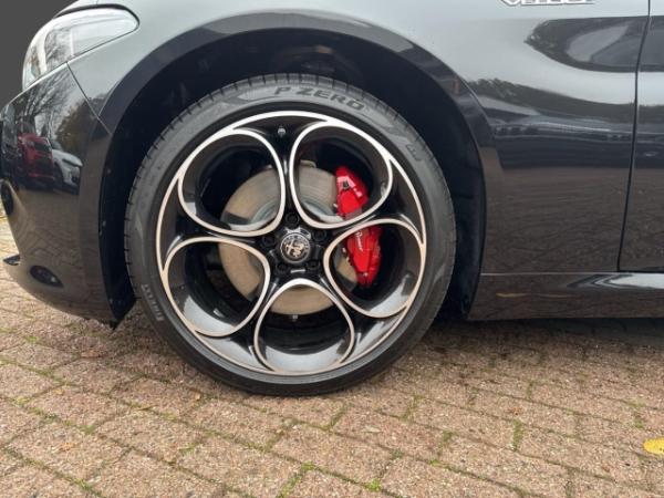 Alfa Romeo Giulia 2.0Turbo Q4 Veloce-April-Aktion +HARMAN/KARDON+PANORAMADACH+