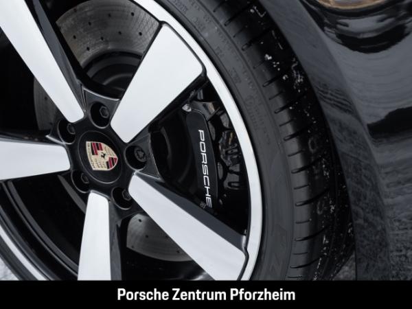 Porsche 992 911 Carrera 4S Cabriolet HA-Lenkung BOSE