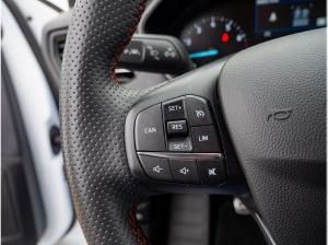 Ford Focus ST LINE inkl. WKR PDC SHZ KAMERA NAVI LED