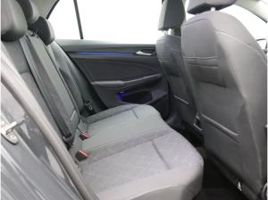 Volkswagen Golf Life 2.0 TDI DSG / LED, ACC, Navi, PDC, SHT