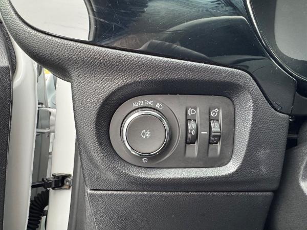 Opel Corsa F e GS Line LED+SHZ+Fernlichtass.+KlimaA