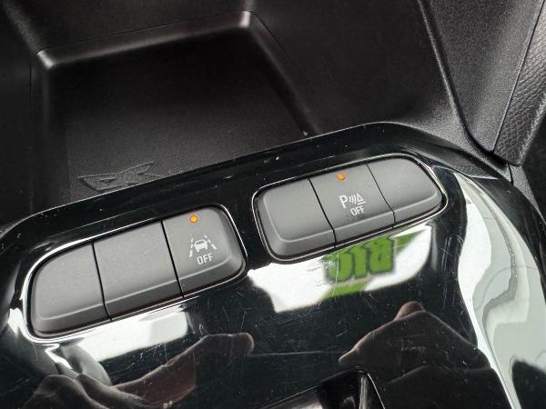 Opel Corsa F e GS Line LED+SHZ+Fernlichtass.+KlimaA