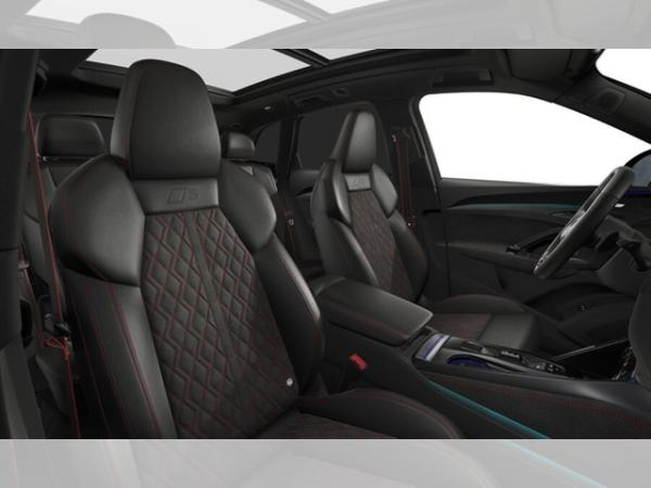 Audi Q5 SUV e-hybrid quattro S tronic