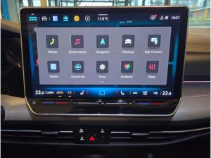 Volkswagen Golf VIII 1.5 eTSI Life DSG Ganzjahresreifen Navi