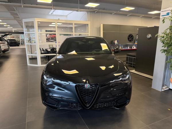 Alfa Romeo Stelvio 2.0 Turbo 16V Q4 AT INTENSA Abholung Mannheim