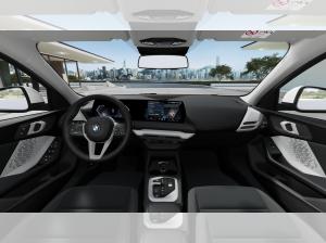 BMW 120 i ,(neues Modell F70) inkl. Navi, LED, Klimaautomatik, SItzheizung und vieles mehr !