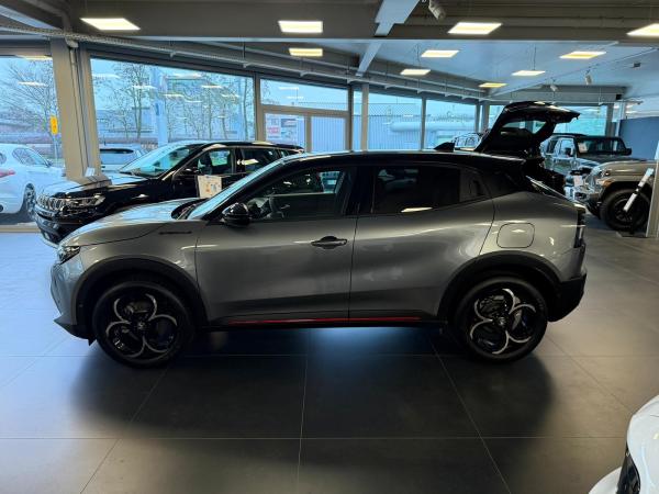 Alfa Romeo Junior Speciale 1.2 VGT 48V-Hybrid DCT in 6 Varianten  Verfügbar Abholung Mannheim