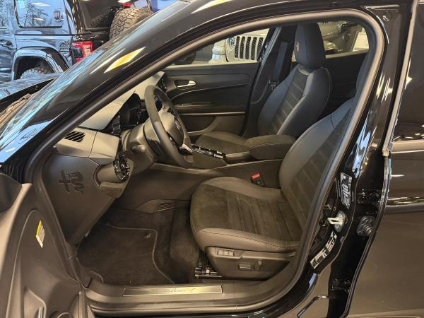 Alfa Romeo Junior Intensa 1.2 VGT 48V-Hybrid DCT Abholung Mannheim