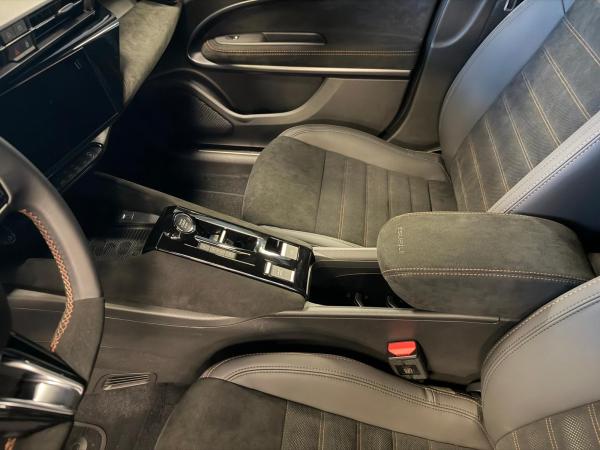 Alfa Romeo Junior Intensa 1.2 VGT 48V-Hybrid DCT Abholung Mannheim