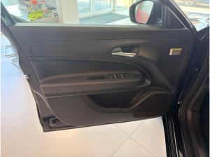 Alfa Romeo Junior 1.2 VGT 48V-Hybrid DCT Q4 Abholung Mannheim