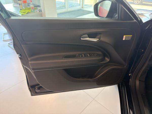 Alfa Romeo Junior 1.2 VGT 48V-Hybrid DCT Q4 Abholung Mannheim