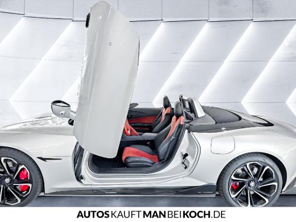 MG Cyberster Xpower Medal Silver