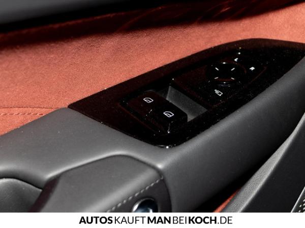 MG Cyberster Xpower Medal Silver