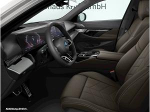 BMW i5 xDrive40 MSPORT+19LM+HEADUP+AHK+PANO+AUTOBAHN.A.+360°+BOWERS&WILKINS