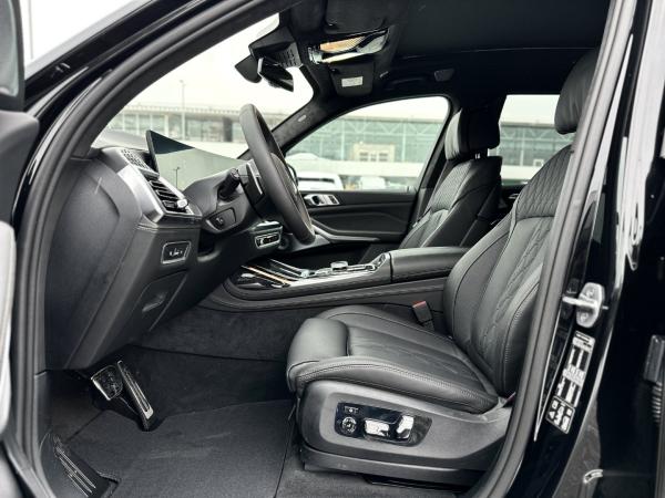 BMW X7 xDrive40d M Sport Pro B&W Surround AHK RFK