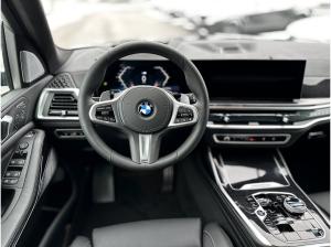 BMW X7 xDrive40d M Sport Pro B&W Surround AHK RFK