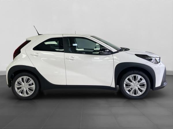 Toyota Aygo X Active Hybrid 116PS 2026 Modell Sitzheizung / Alu  🚀​🚀​Engelbart-Deal-inkl. Service🚀​🚀