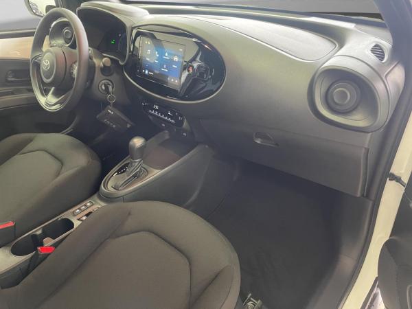 Toyota Aygo X Active Hybrid 116PS 2026 Modell Sitzheizung / Alu  🚀​🚀​Engelbart-Deal-inkl. Service🚀​🚀