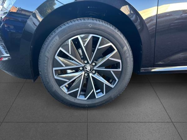 Skoda Kamiq Tour inkl. Wartung und Allwetterreifen