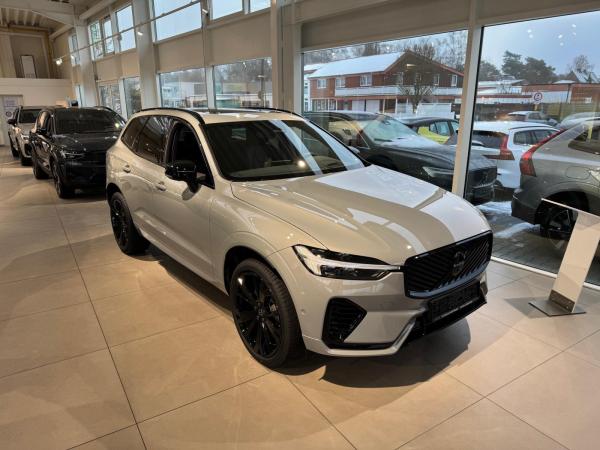 Volvo XC60 T8 Plus Black Edition