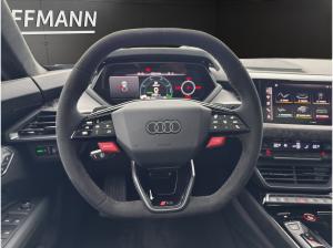 Audi e-tron GT RS performance  / Aktivfahrwerk / Carbon / Keramik