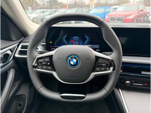BMW i4 eDrive35 NAVI+LED+SITZ+PDC+KAMERA+AHK