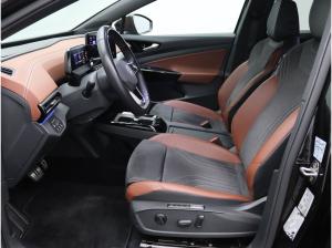 Volkswagen ID.5 Pro Performance/Matrix, Pano, AHK, NAvi,CCS