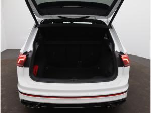 Volkswagen Tiguan R-Line 2.0 TDI 4M DSG / Pano, Matrix, AHK