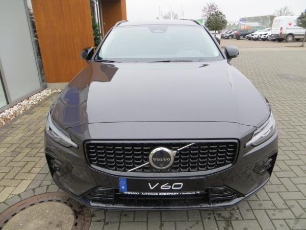 Volvo V60 V60 B4Plus Dark 2025