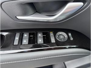 Hyundai TUCSON FL 1.6T MT Select LED/Kamera/Navi/GRA/App
