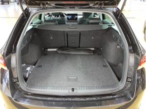 Skoda Octavia Combi Selection 1.5 TSI e-TEC 110kW DSG - SHZ LED Navi Kamera Head-Up Smart Link PDC MFL