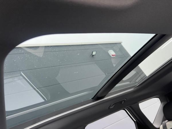 Kia EV5 81,4-kWh GT-Line Launch Edition Glasdach ACC Massage Head-Up