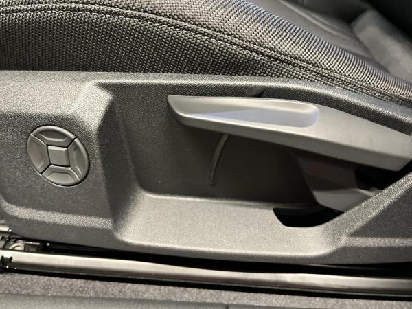 Audi Q3 SUV TFSI S tronic ACC AHK AUT Kam. LED