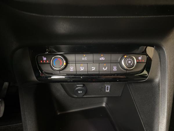 Opel Corsa F Edition inkl. Komfort und Tech Paket