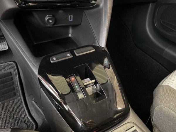 Opel Corsa F Edition inkl. Komfort und Tech Paket