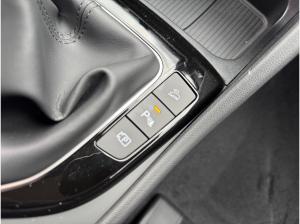 Hyundai TUCSON FL 1.6T MT Select LED/Kamera/Navi/GRA/App